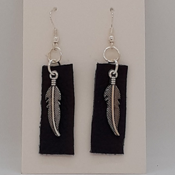 Earring-Leather-Feather-Black-R40